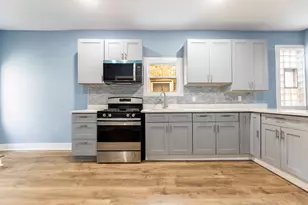 8333 S Baltimore Ave, Chicago, IL 60617 - Photo 4