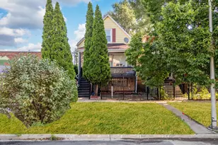 8333 S Baltimore Ave, Chicago, IL 60617 - Photo 2