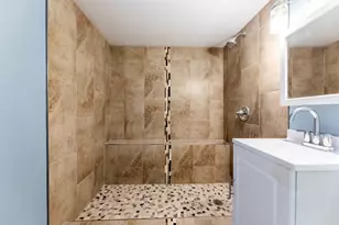 8333 S Baltimore Ave, Chicago, IL 60617 - Photo 14