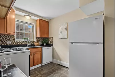 1711 W Estes Avenue #1S, Chicago, IL 60626 - Photo 8