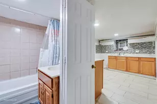 3916 W Grand Ave, Chicago, IL 60651 - Photo 12