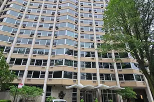 555 W Cornelia Ave, Chicago, IL 60657 - Photo 1
