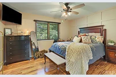 1109 Hollywood Boulevard, McHenry, IL 60050 - Photo 14