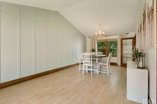 1109 Hollywood Blvd, McHenry, IL 60050 - Photo 12