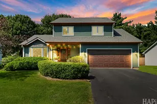 1109 Hollywood Blvd, McHenry, IL 60050 - Photo 2
