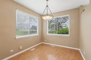 2986 Waters Edge Cir, Aurora, IL 60504 - Photo 10