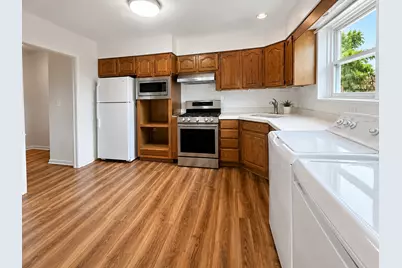 3923 Howard Street #W, Skokie, IL 60076 - Photo 4