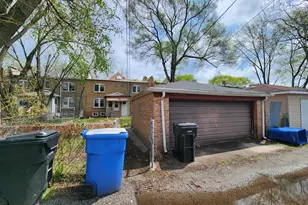 11420-11422 S Champlain Ave, Chicago, IL 60628 - Photo 28