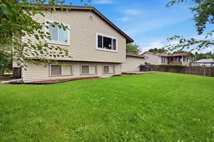 607 N Ashbury Ave, Bolingbrook, IL 60440 - Photo 6