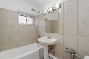 4970 N Marine Dr, Chicago, IL 60640 - Photo 8