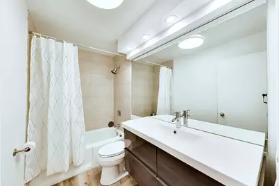 110 E Delaware Place #1402, Chicago, IL 60611 - Photo 14