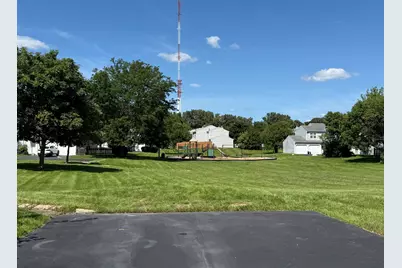 510 Meadow Hill Lane, Round Lake Beach, IL 60073 - Photo 20