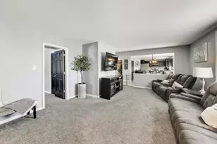 8407 Brookside Glen Dr, Tinley Park, IL 60487 - Photo 16