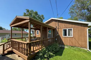 1919 S Jefferson St, Tilton, IL 61833 - Photo 30