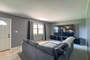 1919 S Jefferson St, Tilton, IL 61833 - Photo 14