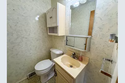 1919 S Jefferson Street, Tilton, IL 61833 - Photo 26