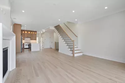 2023 W Augusta Boulevard #3W, Chicago, IL 60622 - Photo 12