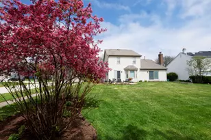 608 Thackeray Ln, Fox River Grove, IL 60021 - Photo 22