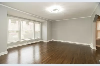 8500 S Prairie Avenue, Chicago, IL 60619 - Photo 2