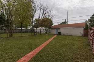 8500 S Prairie Ave, Chicago, IL 60619 - Photo 28