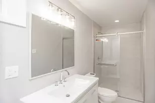 8500 S Prairie Ave, Chicago, IL 60619 - Photo 20