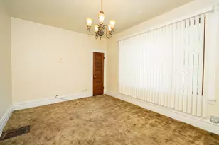 5843 W Iowa St, Chicago, IL 60651 - Photo 20