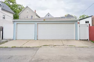 5843 W Iowa St, Chicago, IL 60651 - Photo 40
