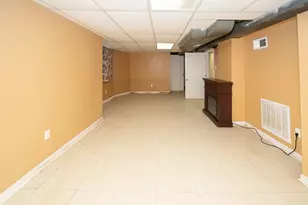 5843 W Iowa St, Chicago, IL 60651 - Photo 30