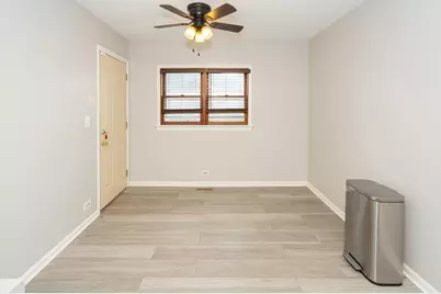5843 W Iowa Street, Chicago, IL 60651 - Photo 14