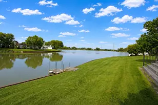15 Saratoga Ct, Grayslake, IL 60030 - Photo 56
