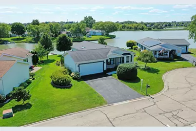 15 Saratoga Court, Grayslake, IL 60030 - Photo 2