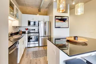720 N Larrabee St, Chicago, IL 60654 - Photo 8