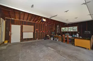 225 Forest Park Pl, Ottawa, IL 61350 - Photo 18