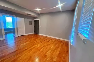 348 E 50th St, Chicago, IL 60615 - Photo 8