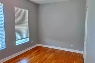 348 E 50th St, Chicago, IL 60615 - Photo 12