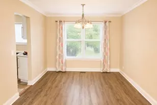 320 Thistle Dr, Bolingbrook, IL 60490 - Photo 6