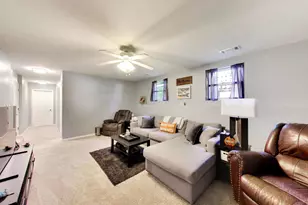 907 Joanne Dr, Minooka, IL 60447 - Photo 20