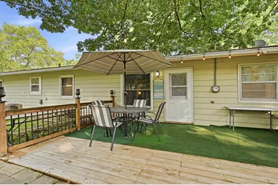 16 Greenbriar Drive, Montgomery, IL 60538 - Photo 4