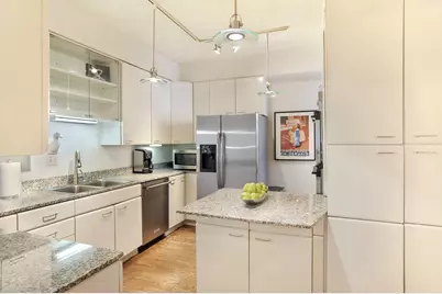 2737 N Hampden Court #3, Chicago, IL 60614 - Photo 10