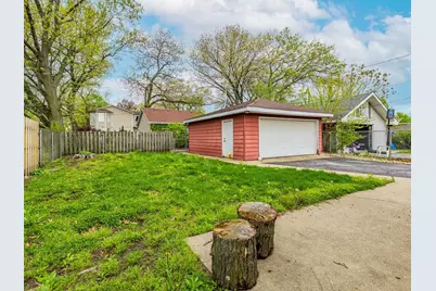 18136 Oakwood Avenue, Lansing, IL 60438 - Photo 28