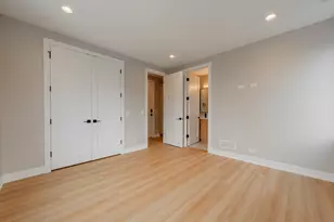 6519 W Addison St, Chicago, IL 60634 - Photo 12