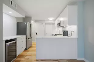 1540 N State Pkwy, Chicago, IL 60610 - Photo 8