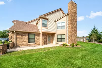 2 Willow Parkway, Buffalo Grove, IL 60089 - Photo 2