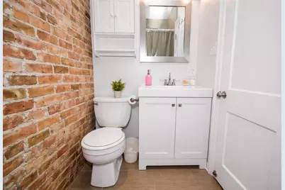 736 S Oakley Boulevard #2, Chicago, IL 60612 - Photo 16