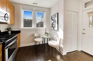 3406 N Bell Ave, Chicago, IL 60618 - Photo 8