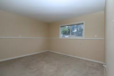 273 Berkshire Drive, Crystal Lake, IL 60014 - Photo 14
