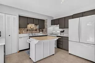 1205 E 2nd St, Coal City, IL 60416 - Photo 14