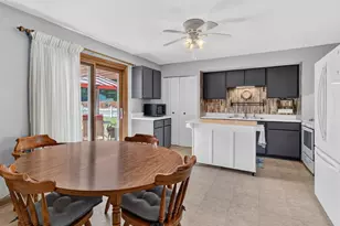 1205 E 2nd St, Coal City, IL 60416 - Photo 18