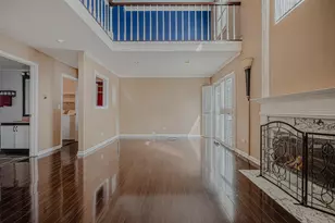 1845 Salem Ct, Gurnee, IL 60031 - Photo 6