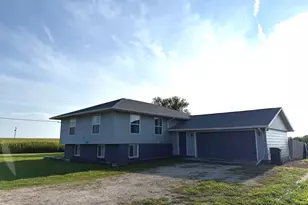 909 Harmon Rd, Harmon, IL 61042 - Photo 4